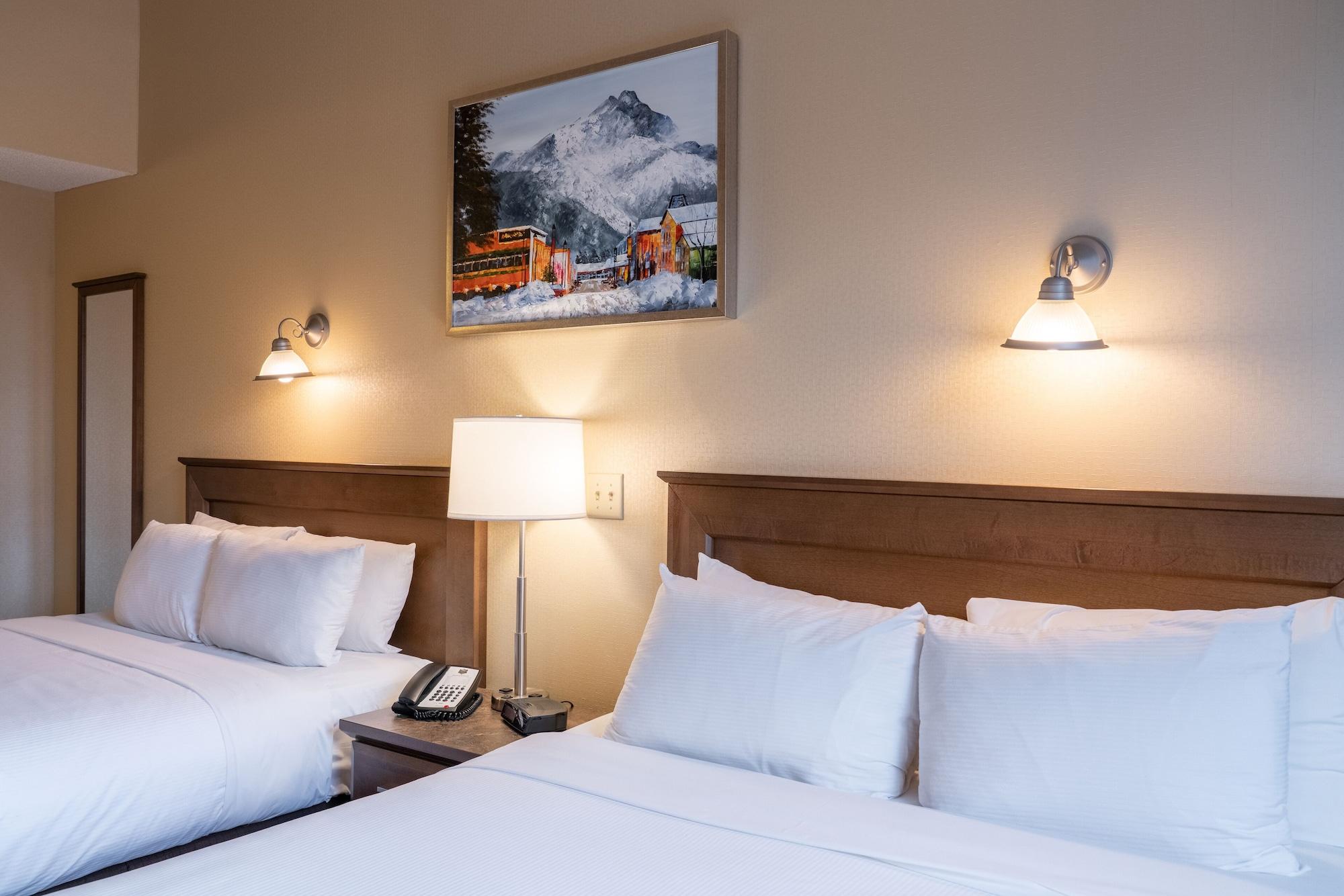 Irwin'S Mountain Inn Банф Экстерьер фото