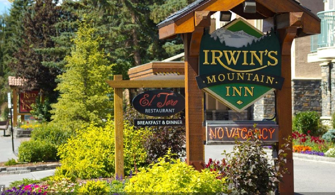 Irwin'S Mountain Inn Банф Экстерьер фото